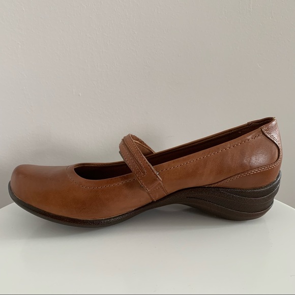 Hush Puppies Epic - Tan Leather Mary Jane Wedge - Size 8.5M - Picture 7 of 15